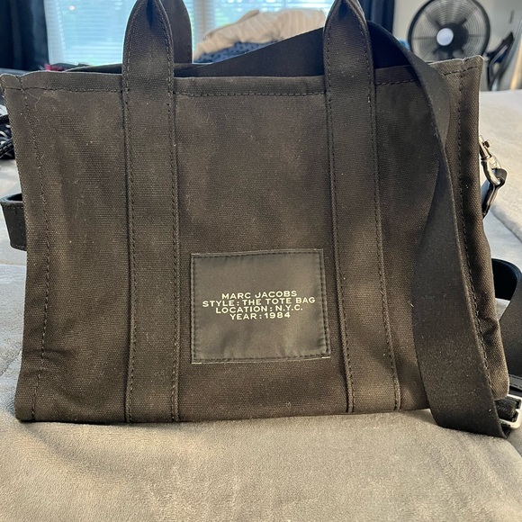 Marc Jacobs Black Tote Bag - Picture 4 of 6